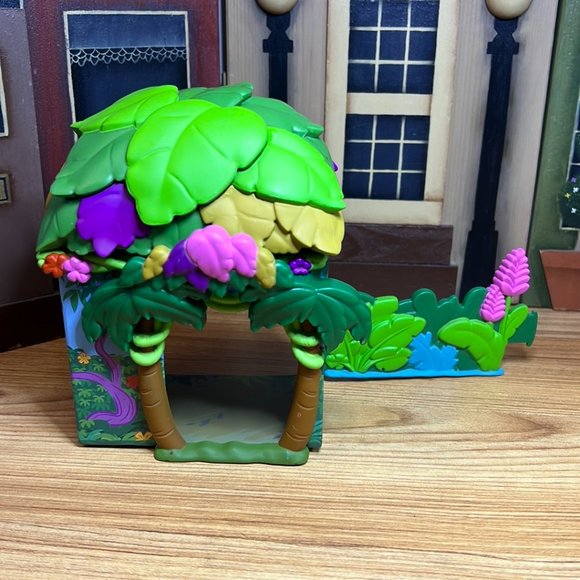 Lot of 2 Disney Furrytale Friends Starter Home Playsets W 5.5" x H 4" - Picture 5 of 11